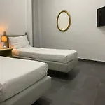 Jazz Hotel