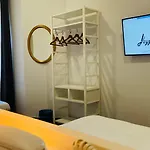 Jazz Hotel